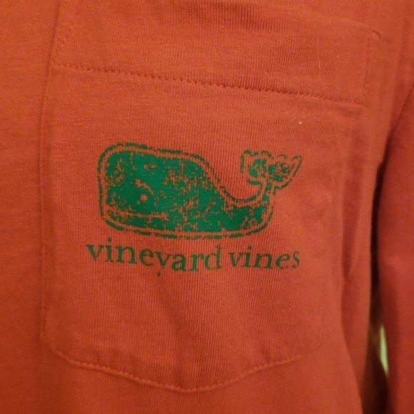 Vineyard Vines Red Christmas T-Shirt - Picture 2 of 9